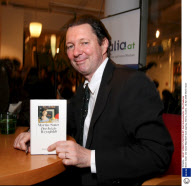 Martin Suter 'Der letzte Weynfeldt' book signing, Vienna, Austria - 22 Apr 2008