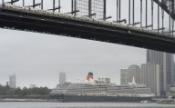 Cunards Queen Victoria departs Sydney Harbour in a tight move, Sydney, Australia - 24 Feb 2013