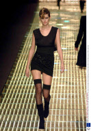 VERSUS SHOW, MILAN FASHION WEEK, AUTUMN / WINTER, 2001, ITALY