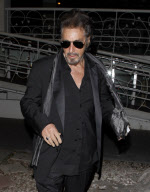 Al Pacino shows his gnarly fingernails while dining with Lucila Sola