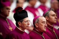 Conclave opens at Vatican