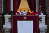 Vatican: Cardinal Jorge Mario Bergoglio is named new pope as "Francis I"
