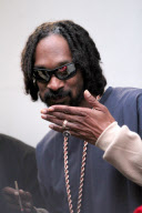 Snoop Dogg has a Smoking Good Time at the Ultra Music Festival [NO Germany, Austria]