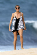 Heidi Klum and Martin Kristen keep a tight bond in Hawaii