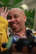 Immigrant wins $338 million lottery 