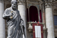 Pope Francis leads Easter Sunday mass