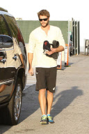 Liam Hemsworth stays on top of his Fitness in WeHo