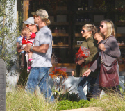 Chris Hemsworth And Family Go To Lunch