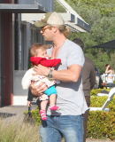 Chris Hemsworth And Family Go To Lunch