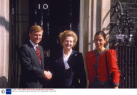VARIOUS - 1990