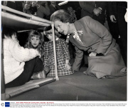 Baroness Margaret Thatcher Of Kesteven Prime Minster 1981 The Prime Minister At The School Design Prize Held At The Intitution Of Civil Engineers Today. Mrs Thatcher Consoling 4 Year Old Matthew Fahy Of Dunstable Who Burst Into Tears When He Was Requ
