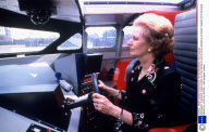 MARGARET THATCHER TAKES A RIDE ON THE VIRGIN ATLANTIC CHALLENGER II UP RIVER THAMES WITH RICHARD BRANSON, LONDON, BRITAIN - 1986