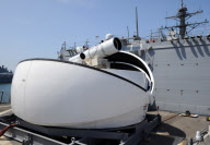 US Navy unveils sea-based laser weapon that will be deployed to Persian Gulf - Apr 2013