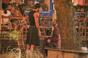 *EXCLUSIVE* Marc Jacobs and Harry Louis dress comfortably for dinner