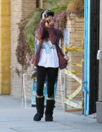 Vanessa Hudgens shows off hand tattoo and funky fingernails