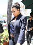 KIM KARDASHIAN LEAVING SCALA RESTAURANT