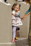 Sarah Jessica Parker`s Twins Stop to Play while Walking to School