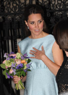 KATE MIDDLETON ARRIVING AT THE NATIONAL PORTRAIT GALLERY 