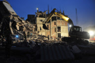 Einsturz einer Textilfabrik in Dhaka: Die Suche nach Überlebenden geht weiter