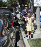 JENNIFER GARNER PICKS THE WRONG CAR