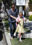 JENNIFER GARNER PICKS THE WRONG CAR