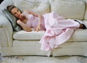 La actriz estadounidense Natalie Portman en el posado para la campa¿a de publicidad 2013 del perfume Miss Dior.