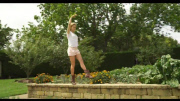 NICOLE KIDMAN SHOWS OFF HER PLAYFUL SIDE IN A NEW TV COMMERCIAL