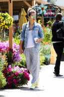 *EXCLUSIVE* Alessandra Ambrosio: Flower Power in Brentwood