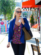 Molly Sims Shops At EGGY