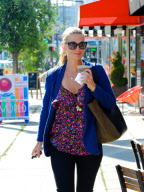 Molly Sims Shops At EGGY