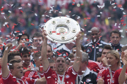 Fussball: FC Bayern München vs FC Augsburg 3:0