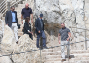 Steven Spielberg and his familly had lunch at Eden Roc hotel in Cannes.