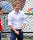 PRINCE HARRY PLAYS BASEBALL IN HARLEN