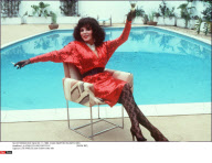 L.A:JOAN COLLINS CHEZ ELLE                                      (SHOW BIZ)