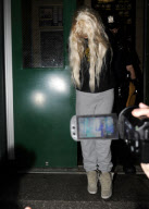 AMANDA BYNES GETS ARRESTED