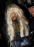 AMANDA BYNES GETS ARRESTED