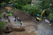 Nach Bankraub: Tunnel zur Volksbank wird abgerissen