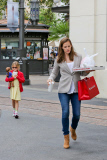 Jennifer Garner gets Violet a new American Girl doll