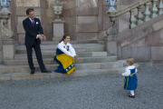 Die schwedische Königsfamilie zum Familienfoto in Stockholm 