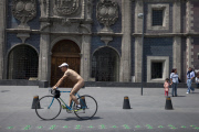 Mexico: World Naked Bike Ride Mexico City 2013
