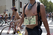 Mexico: World Naked Bike Ride Mexico City 2013