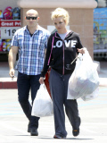 Britney Spears Gets Crafty in Calabasas 