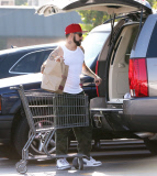 EXCLUSIVE - A. J. McLean wearing a baseball cap over his new hair
