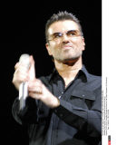 *EXCLUSIVE* Georges Michael performs at Bercy