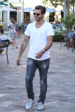 *EXCLUSIVE* Scott Disick shops the Calabasas Commons