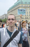 Kundegebung für die Aufnahme von Edward Snowen in Berlin