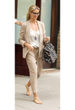 Heidi Klum Spotted Leaving her TriBeCa Hotel