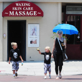 Gwen Stefani Takes Zuma And Kingston To Ride Trains And Ponies On Independence Day