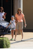 REINA CON LAS INFANTAS ELENA Y CRISTINA Y SUS NIETOS CLASES DE VELA EN MALLORCA