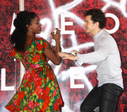 Orlando Bloom y Condola Promocionan Romeo y Julieta